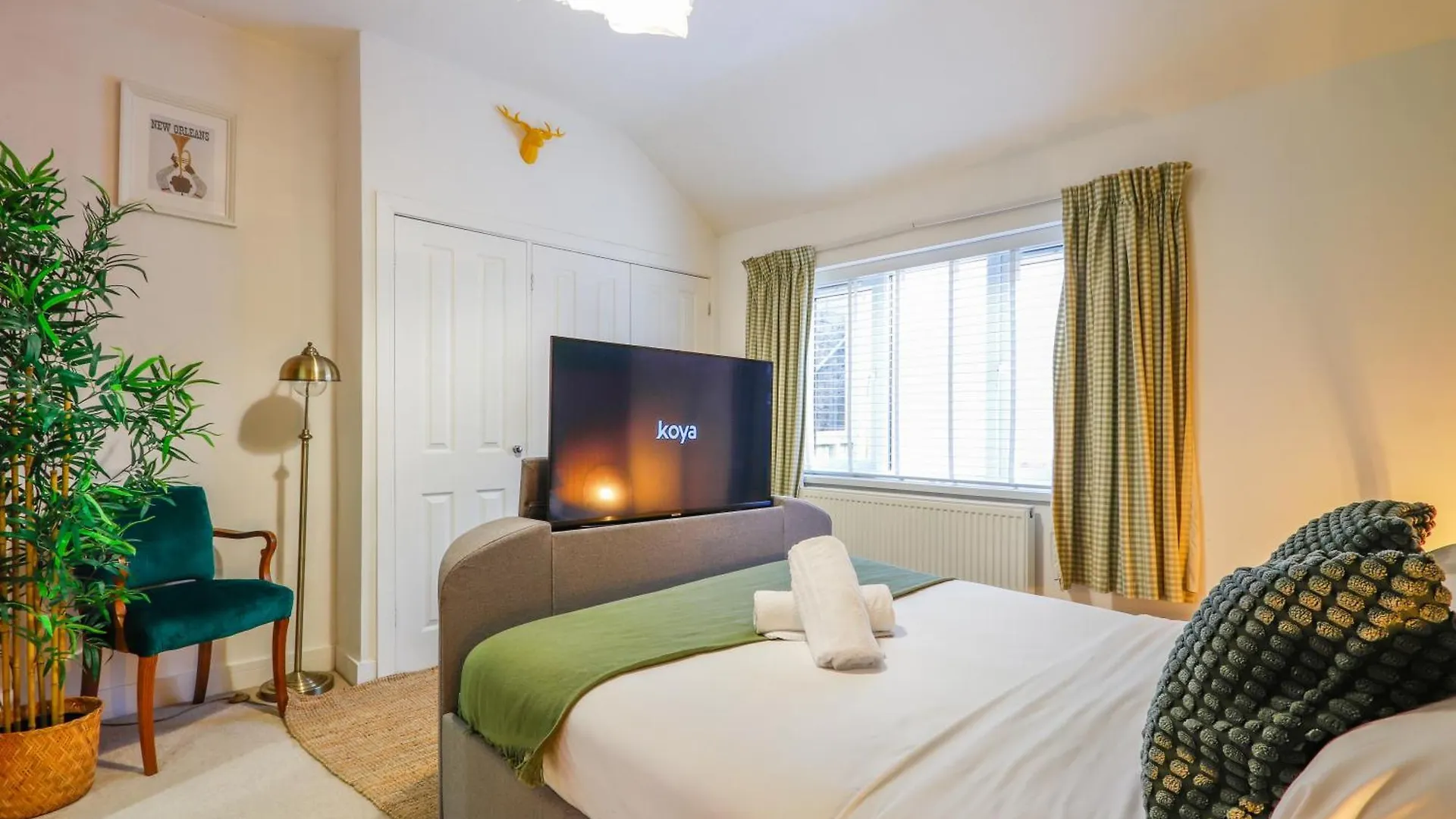 Leah Suite By Koya Homes - 2 Bed, 2 Bath, Pool Table, Sea View, Free Parking Barry 0*,  United Kingdom