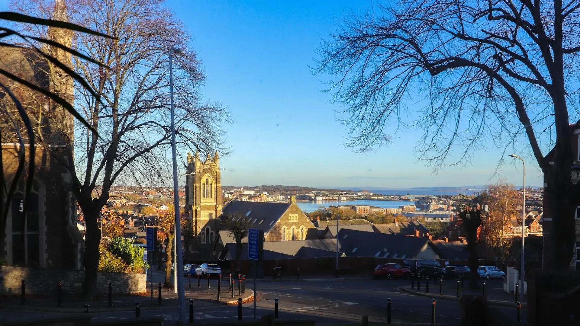 Leah Suite By Koya Homes - 2 Bed, 2 Bath, Pool Table, Sea View, Free Parking Barry Apartment